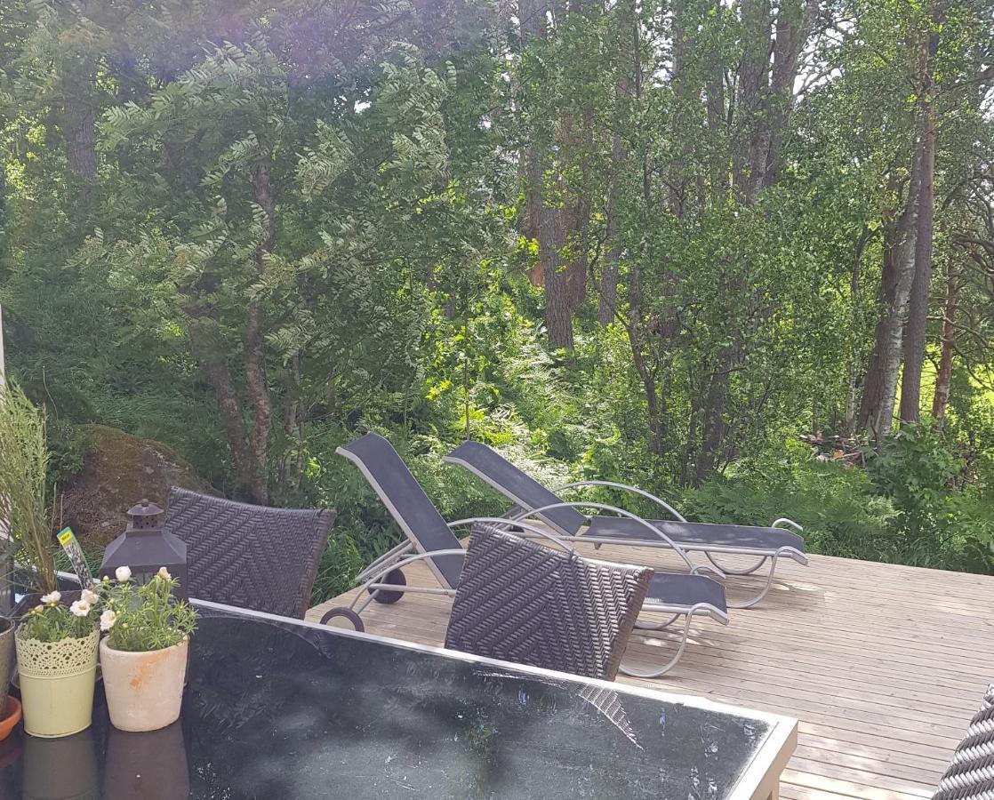 Hirsihuvila, Sauna Ja Kylpyamme, Levollista Olemista Loppi Exterior photo